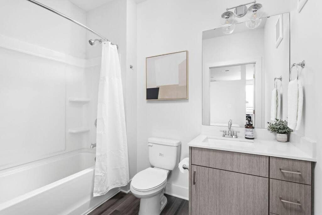 Mid-Century Modern Studio Cozysuites Downtown Indianapolis Eksteriør bilde